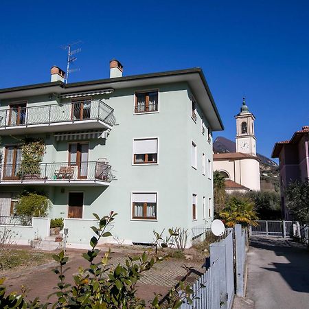 Paulie Apartment - Happy Rentals Riva del Garda Kültér fotó